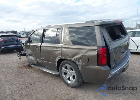 2015 Chevrolet Tahoe Ltz z USA, uszkodzony, nr VIN 1GNSCCKC7FR555676